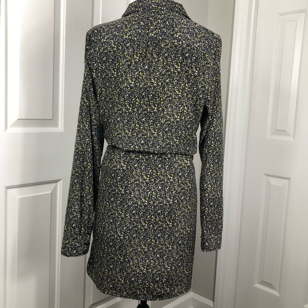 GAP Silky Button-Down Shirt Dress w/Pockets - Picture 4 of 12